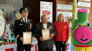 Липовский Иван Николаевич на финальном концерте в пионерском лагере Гагаринец